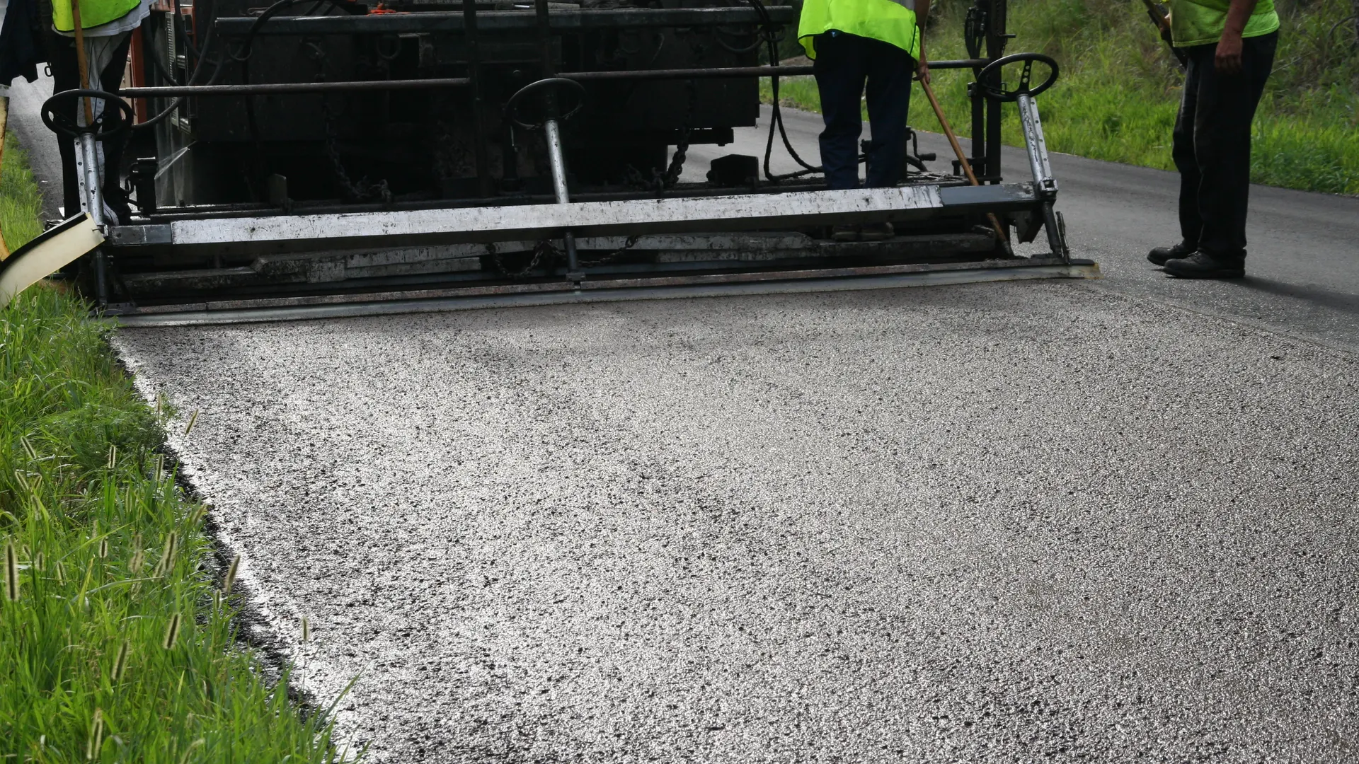 Surface Dressing work in South Yorkshire
